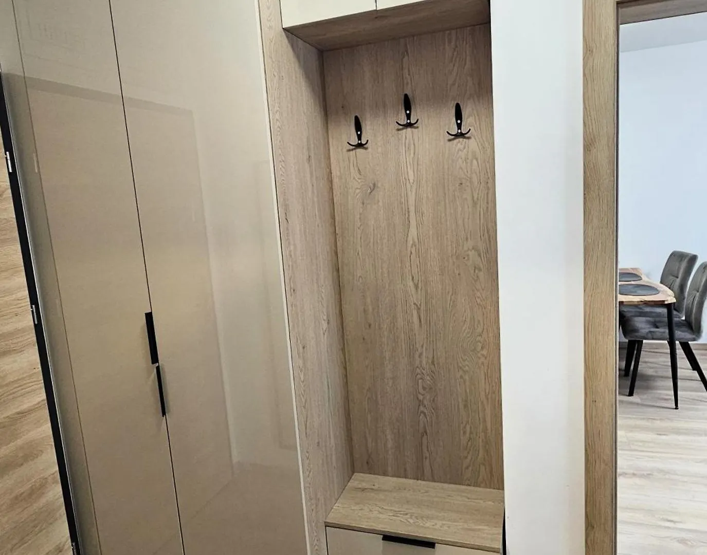 Luxury 2 Room Flat Free Parking, Pool And Wifi Apartman